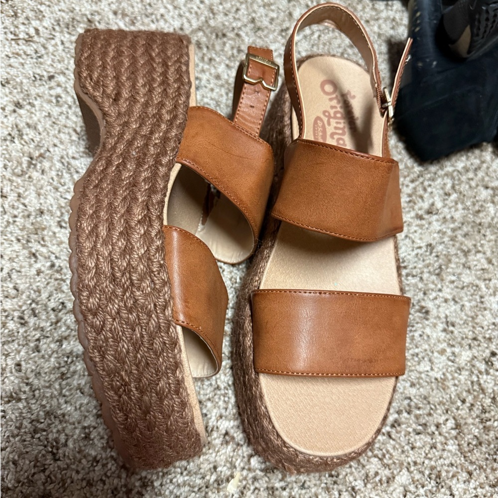 Clarks Brown Platform Sandals